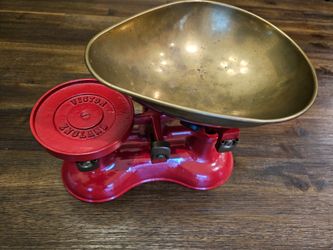 Vintage Victor England Cast Iron and Brass Scale + Weights