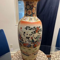 Vintage Chinese Porcelain Flower Vase