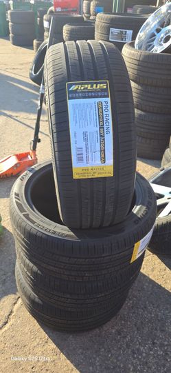 235/45/19 new set