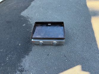 22” Blackstone Tabletop Griddle