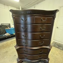 Dark Brown Chest Of Drawers (6 Drawers)