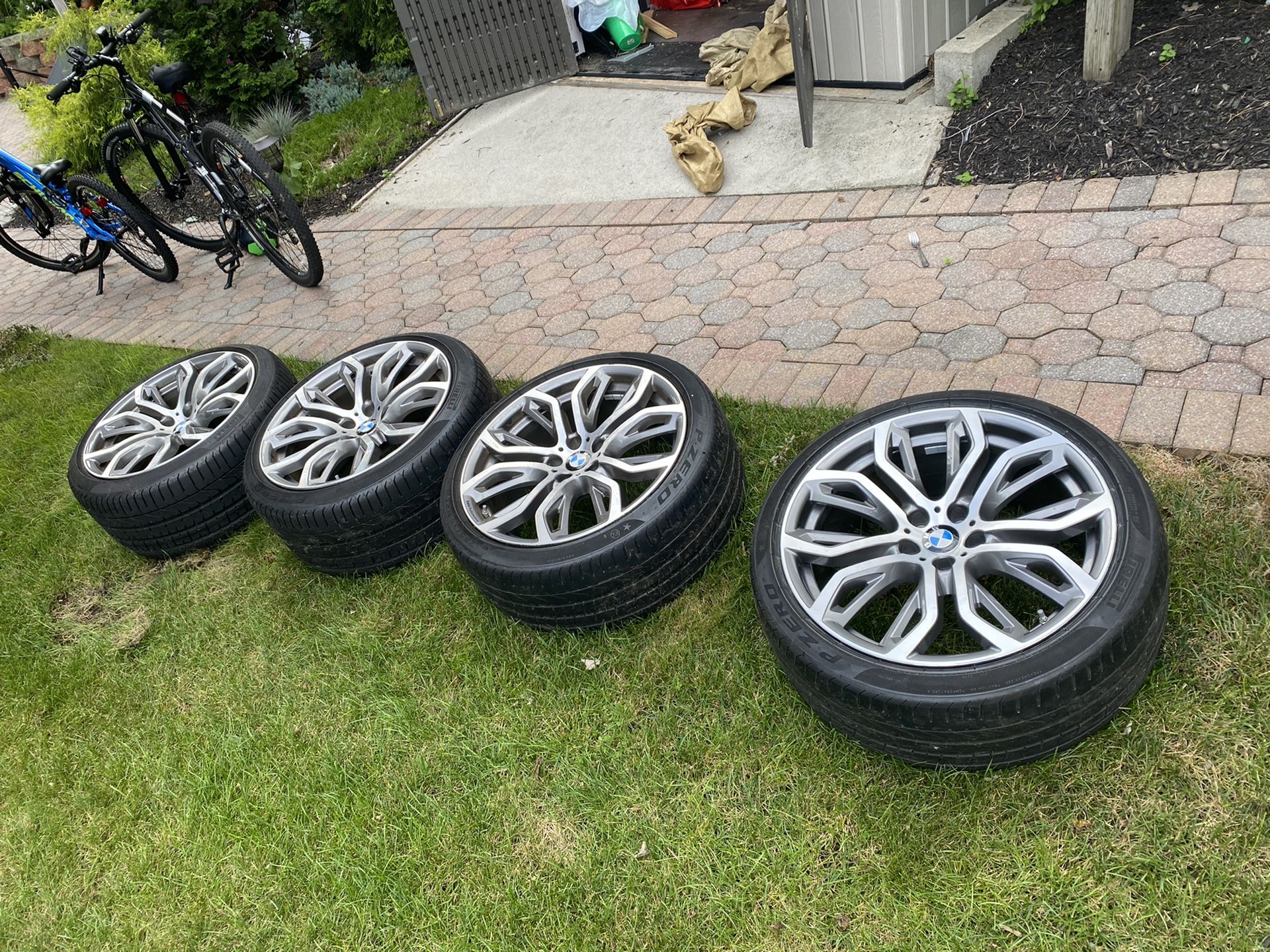BMW X5 or X6 wheels F15 and F16 year 2014-2018