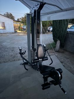 Hoist workout machine