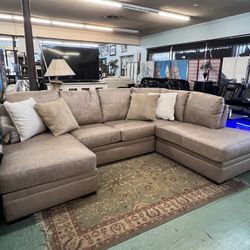 🥳Flash Deal🥳Brand New 2pc Real Leather Sectional Couch $1999, Finance Available , Delivery Available 