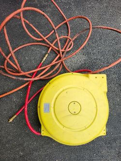 3/8" x 50 FT Retractable Air Hose Reel 300 PSI Auto Rewind Wall Mount L701153