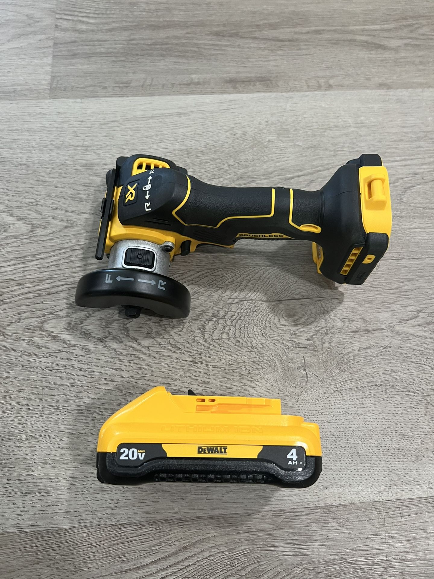 Dewalt XR 3” Cut Off Tool
