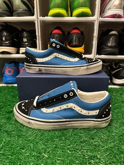 Pearlized Vans Blue sizes 10.5 /11.5