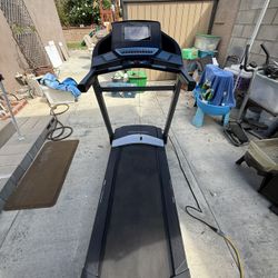 Treadmill 
