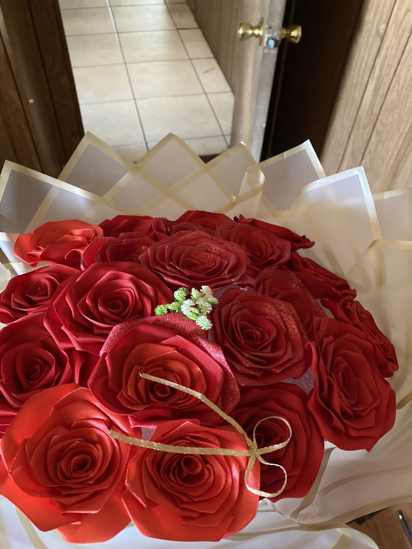 Flowers bouquet Eternal roses Ribbon roses