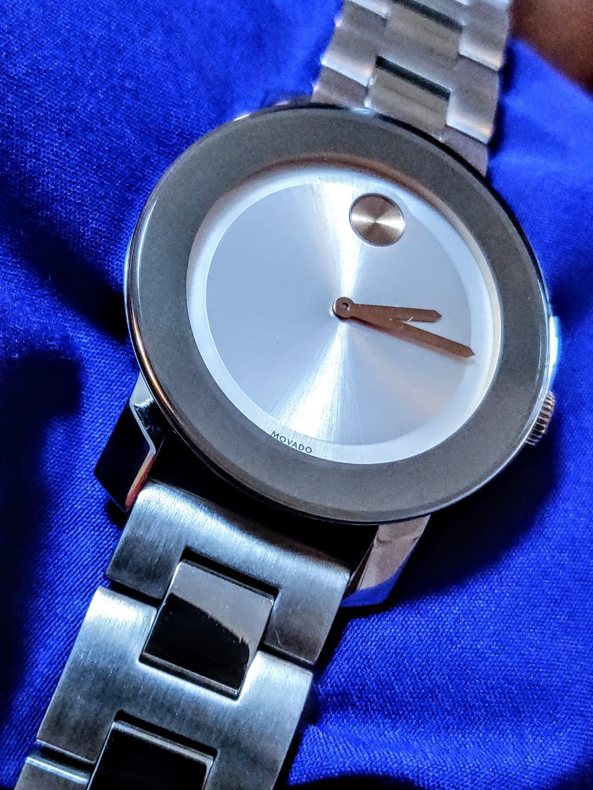 Movado mb.01.3.34.6039 Swiss Women's Classic Minimalist Watch 36mm EUC
