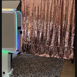 Photo Booth 360 and traditional