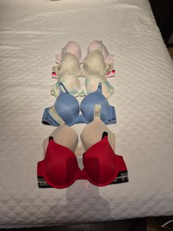 Victoria Secret  brassiere 36C