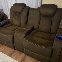 Reclining Loveseat