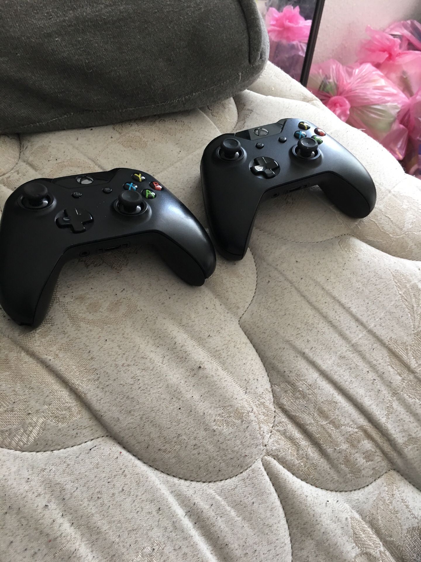 2 Xbox one controllers that need fixed