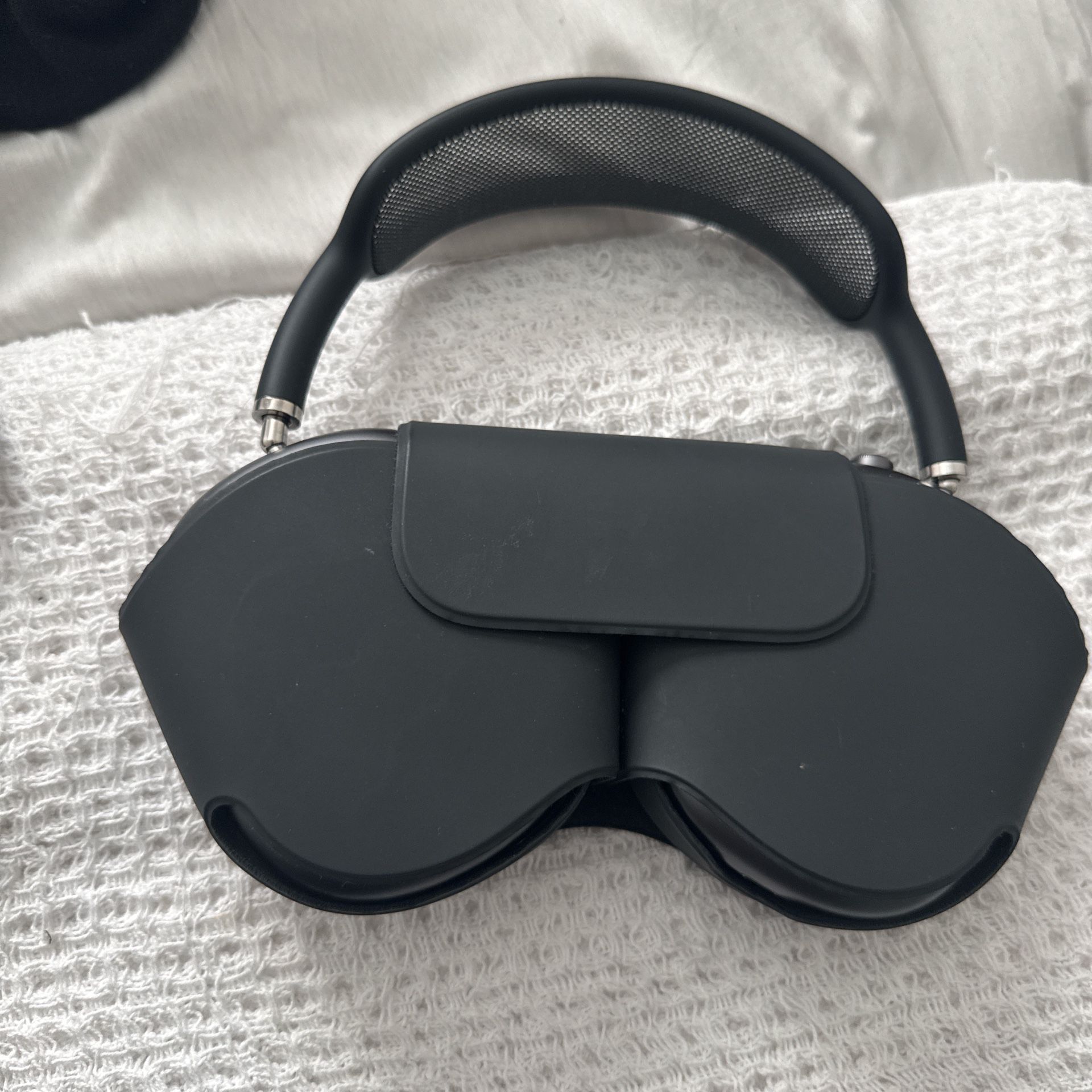 airpod maxes