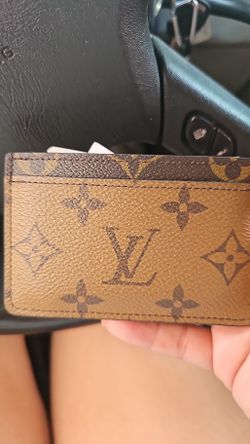 LV Cardholder
