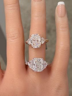 14KT 7.60Ctw VS2/F Lab Diamond IGI Certified Engagement Ring
