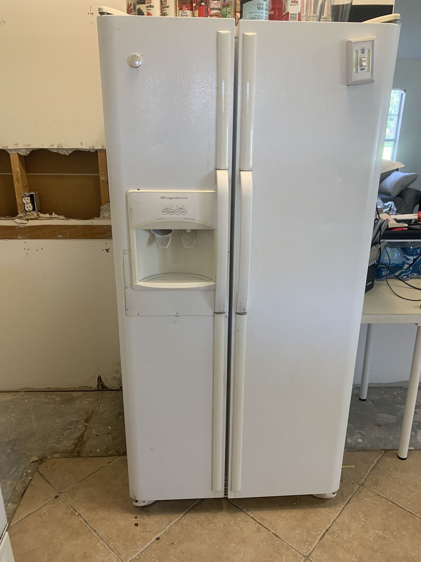 Refrigerator