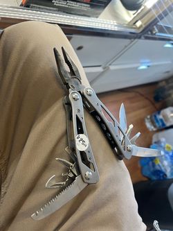 Stanley leather man tool