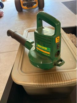 Leaf blower