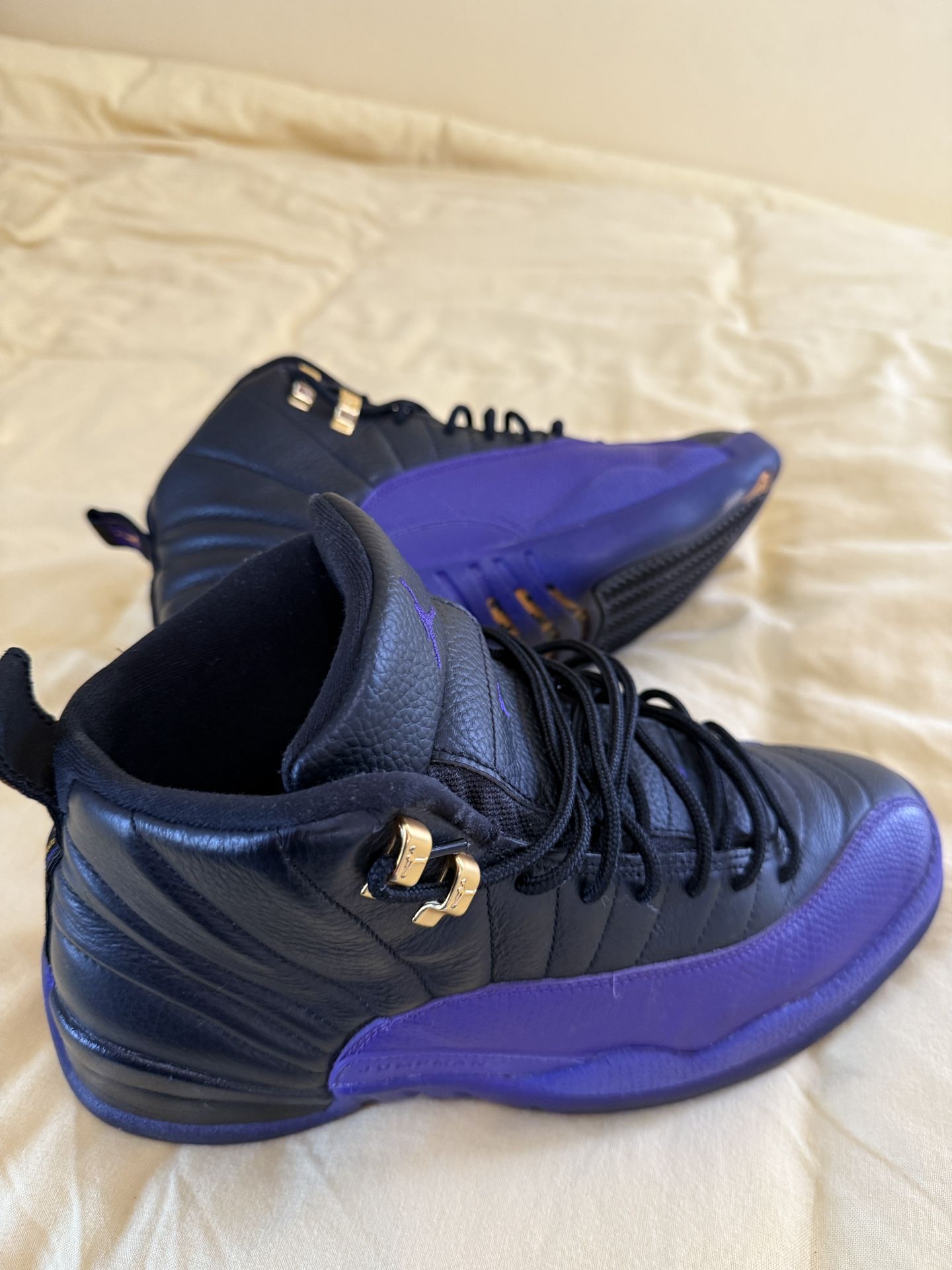 Jordan 12, Men’s Size 10