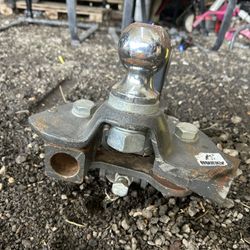 Weight Distribution Hitch