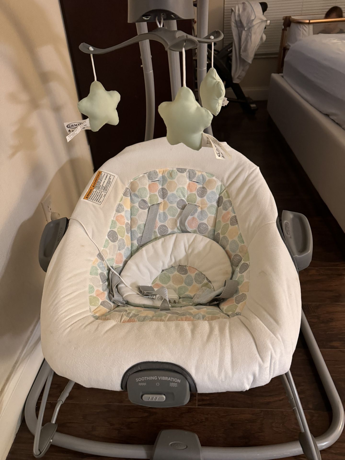 Graco DuetConnect LX Infant Swing and Bouncer, Ari