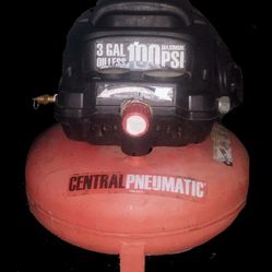 🚨 QUICK SALE! Central Pneumatic 3-Gallon Air Compressor – $40 OBO 🚨