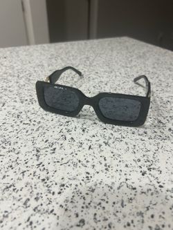 Black sunglasses