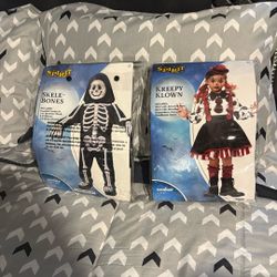 Costumes 