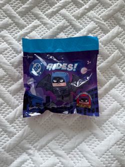 2026 WENDY’S KIDS MEAL DC RIDES BATMAN & HIS BAT GLIDER - NEW SEALED