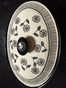 Temp-tations Presentable Ovenware 2.8 QT Oval Casserole Dish Set – "Daisy" Pattern