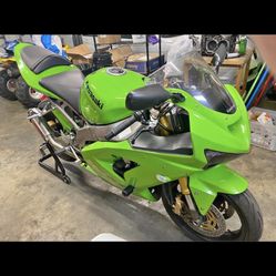 2003 Kawasaki Ninja ZX6RR