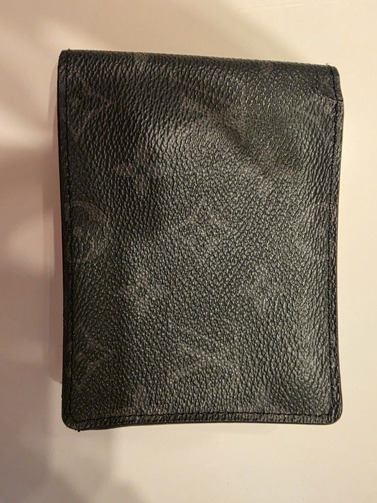 Loui Vuitton Wallet