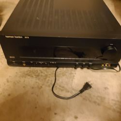 Harmon /kardon Amplifier 