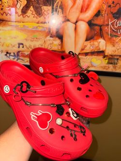 Karol G Crocs