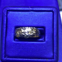 14KT Gold Ring Size 10