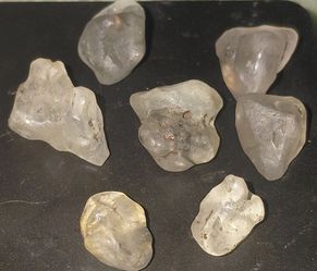 Gold in Quartz 8.5 grams natural