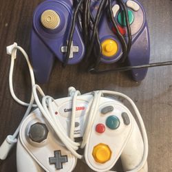 GameCube Controllers