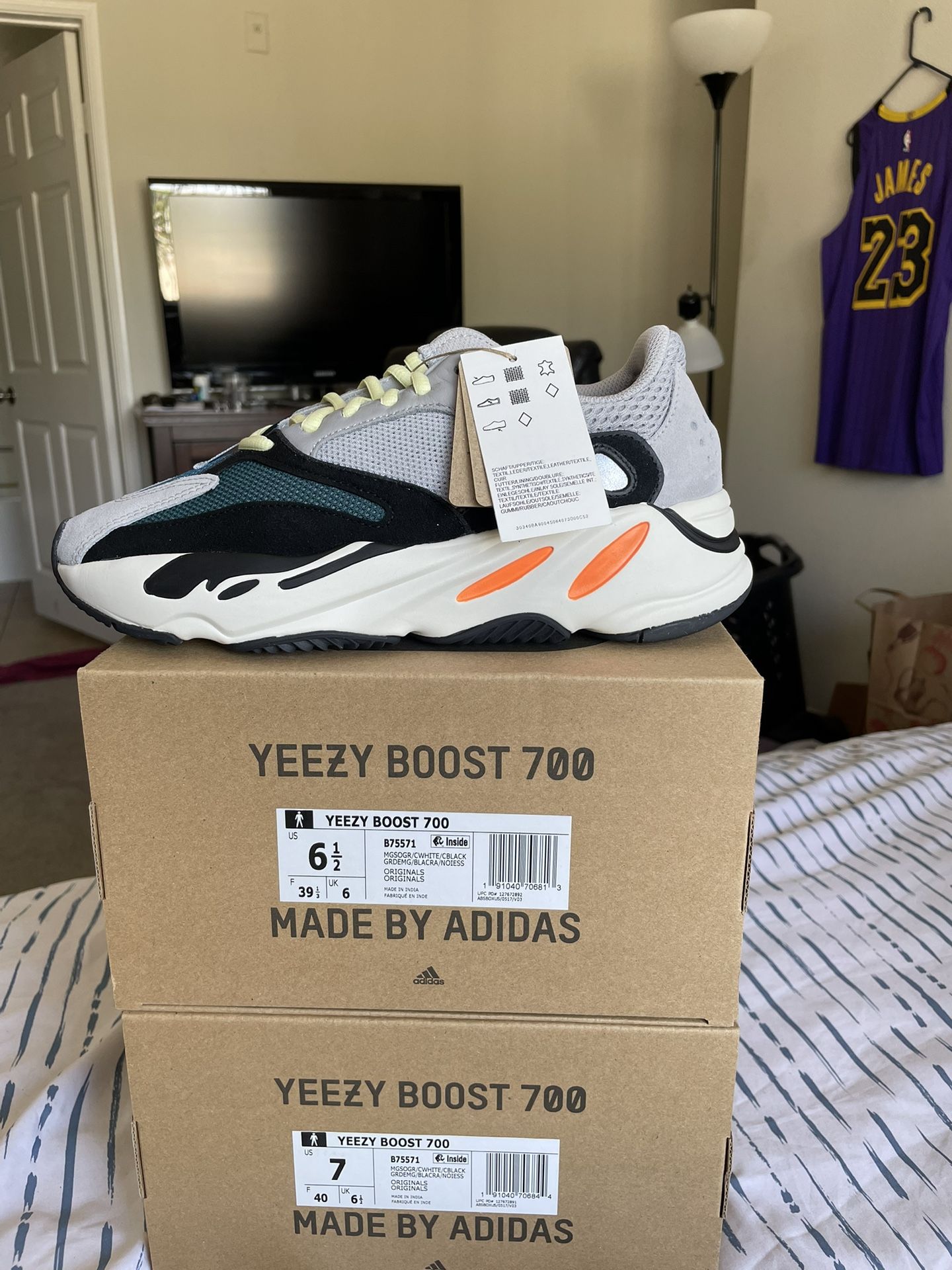 Adidas Yeezy Boost 700 Wave Runner Size 6.5 Men. Brand New DS .