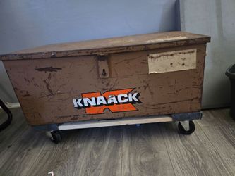 Knaack box