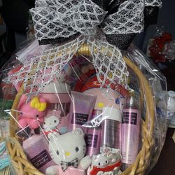 Gift Basket - Bath & Body Works/Hello Kitty