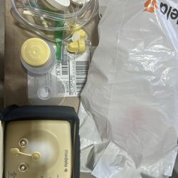 Pump In Style Advanced Double Breast Pump Free