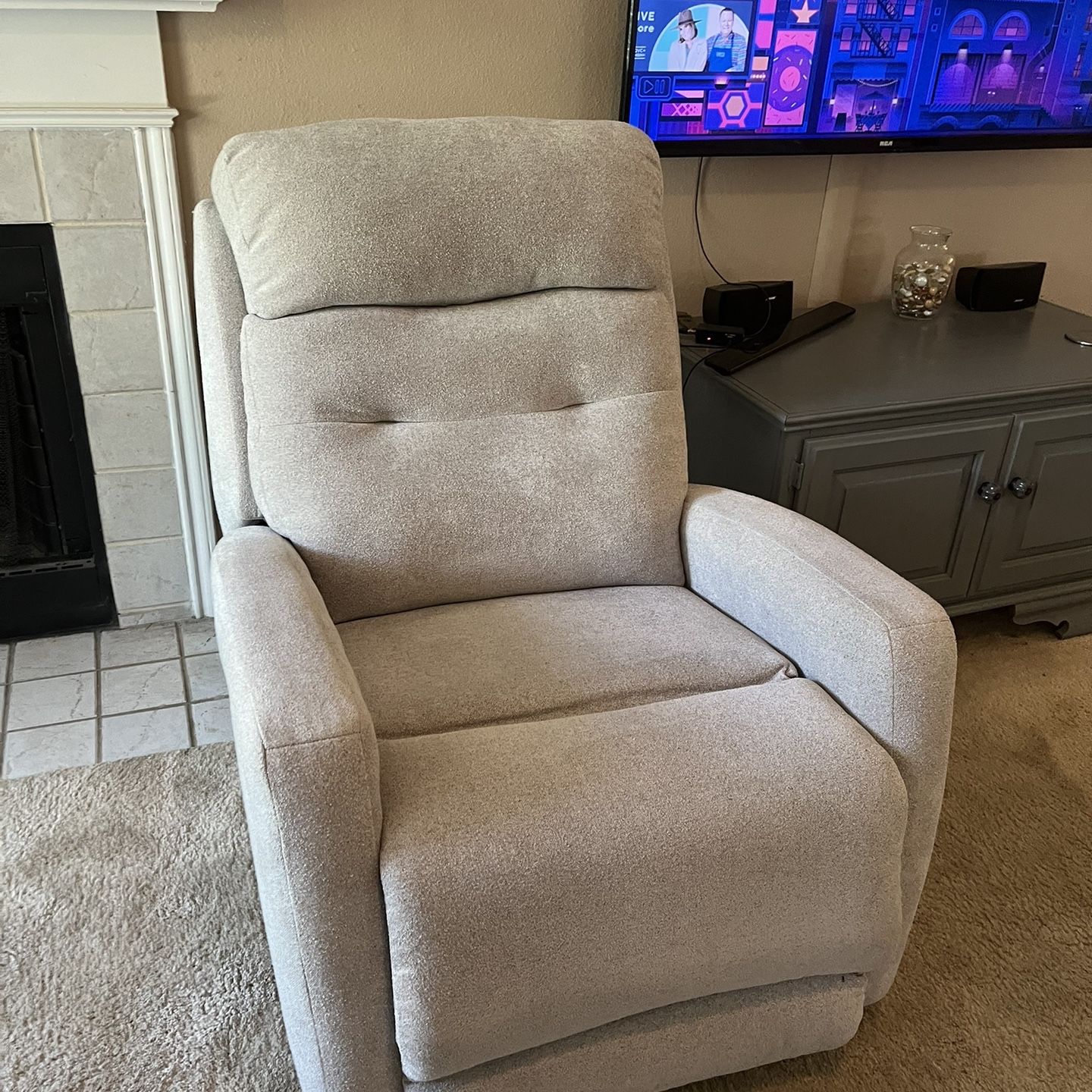 Reduced- Dual Power Recliner For Sale ***