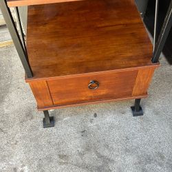 Shelf Table 