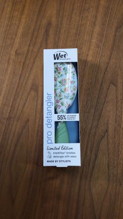 Wet brush pro detangler limited edition
