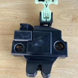2020-2024 TOYOTA COROLLA TRUNK LATCH LOCK ACTUATOR WITH RELEASE HANDLE OEM