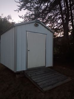 Storage building