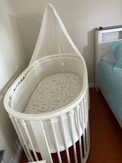 Stokke crib newborn with conversion kit up until 5 years