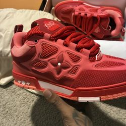 LV Skate Size 8 Men’s 